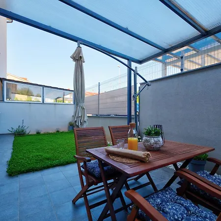 Апартаменты Aria Пула